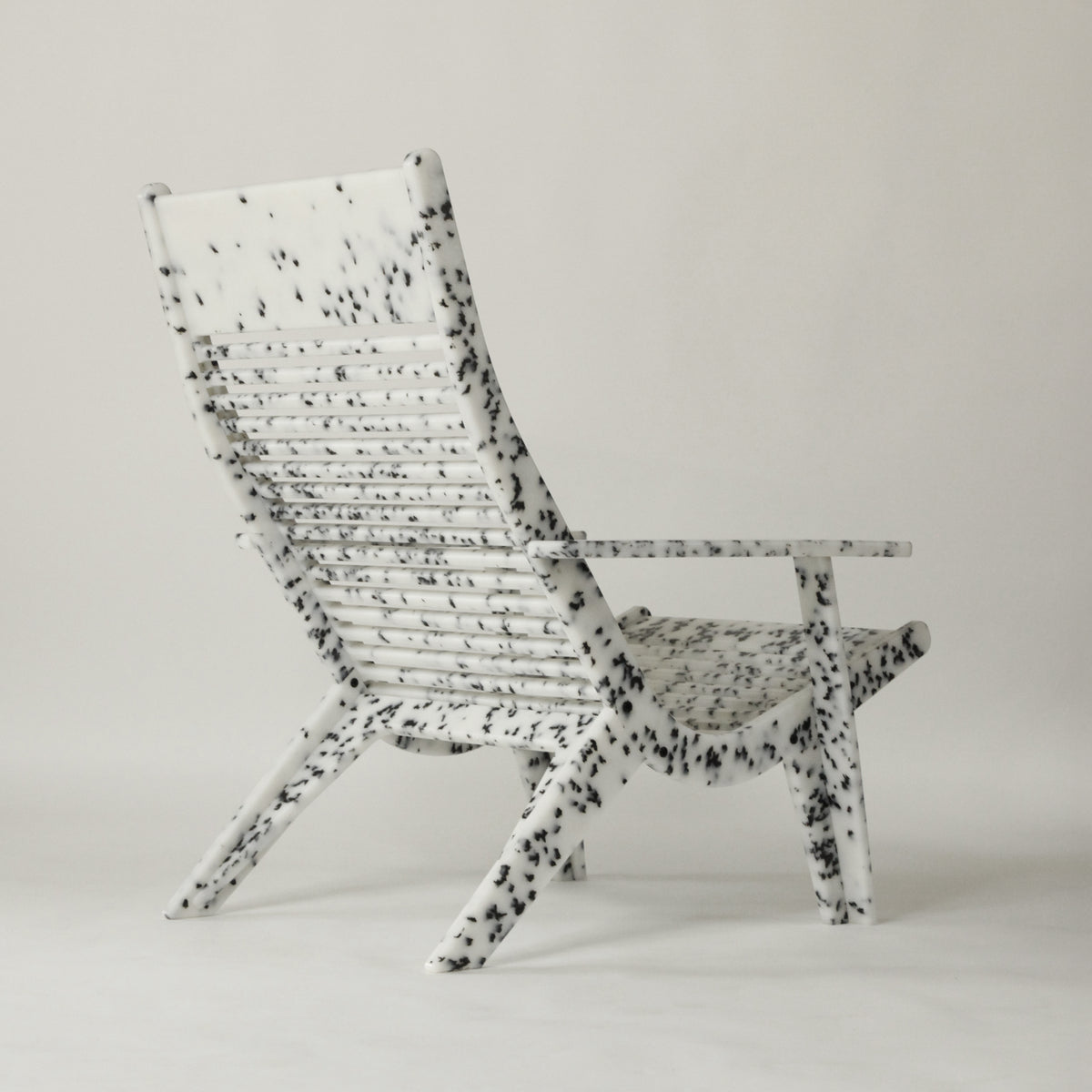 HOLLEMAN LOUNGER