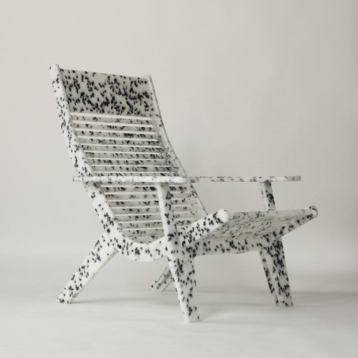 HOLLEMAN LOUNGER