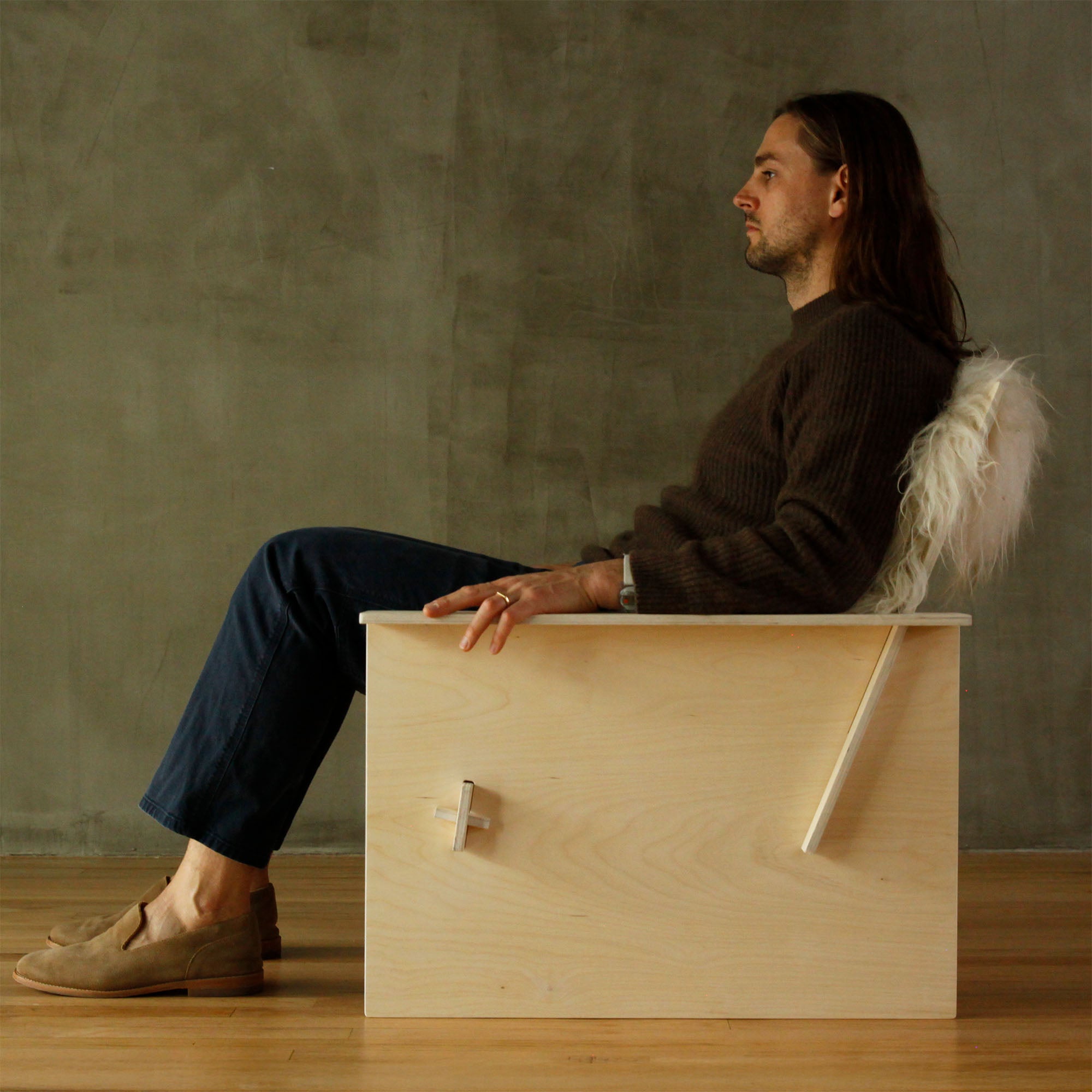 BOX CHAIR